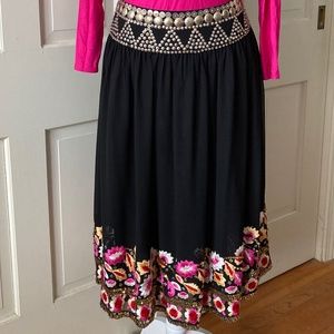 Boston Proper LAVISHED EMBELLISHED SKIRT  Never Worn  NWT